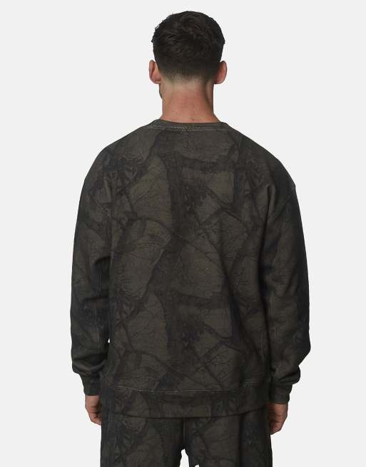 Good For Nothing - Sudadera oversize de felpa de algodón con estampado camuflaje y cuello redondo en marrón, 2 de 4