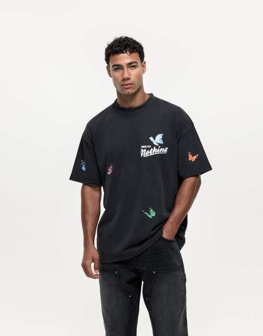 Good For Nothing – Svarttvättad t-shirt med fjärilstryck