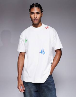 Good For Nothing Good For Nothing t-shirt with butterfly print in beige-Neutral