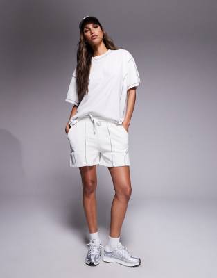 Good For Nothing Vintage relaxed fit shorts in light grey