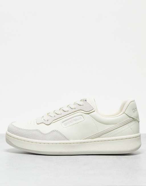 Good on sale white sneakers