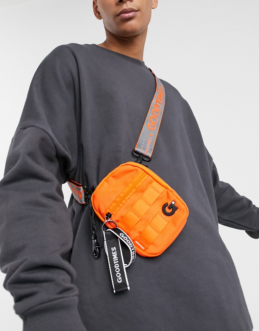GoodTimes – Kuta – Orange crossbody-väska i återvunnet material