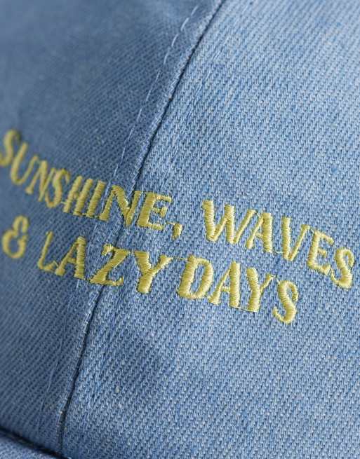 Gorra azul con lavado ácido y texto "Lazy Days" de South Beach , 2 de 3