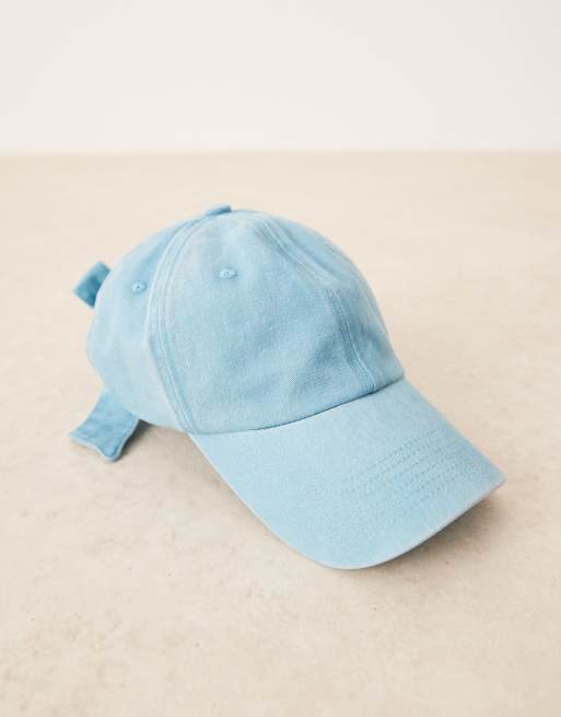 Gorra azul lavado con lazo en la parte trasera de My Accessories , 3 de 3