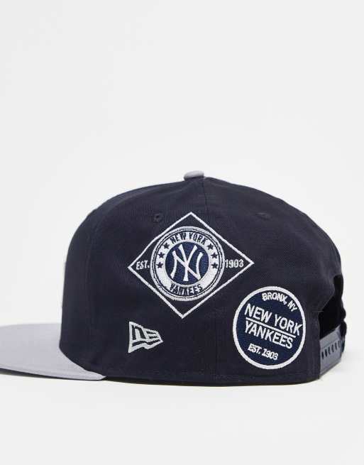 azul con diseño integral de parches de los New York Yankees de New Era | ASOS