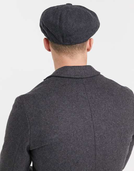 Gorra Visera Plana Mujer: El toque Peaky Blinders que necesitas