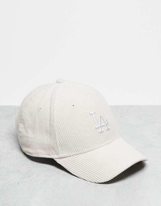 Gorra beis con diseño de los LA Dodgers de pana 9Forty de New Era