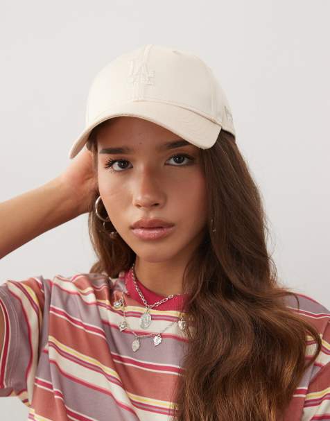 Gorra beis para mujer con logo de pedrería de los LA Dodgers de satén 9Forty de New Era - view 1