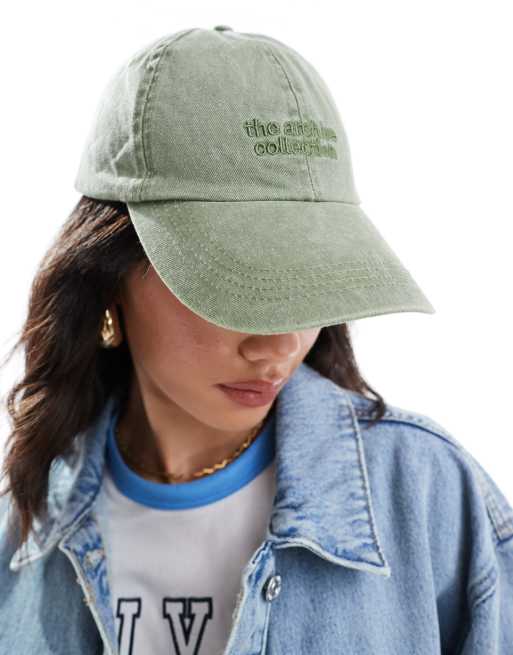 Gorra caqui lavado con detalle de texto de Mango 