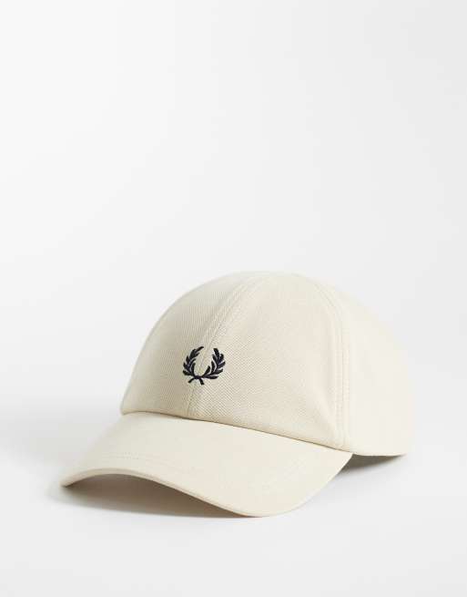 Gorra color avena clásica de piqué de Fred Perry