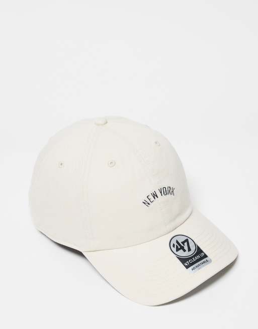Gorra color crema con logo de texto de los NY Yankees de 47 Brand