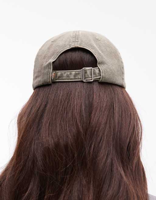 Gorra dad verde caqui lavado con logo central en el mismo tono de lona Duck Canvas de Dickies, 3 de 3