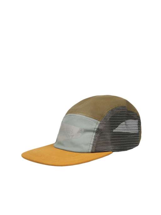 Gorra de béisbol color mostaza con diseño de paneles Jordan de Scalpers