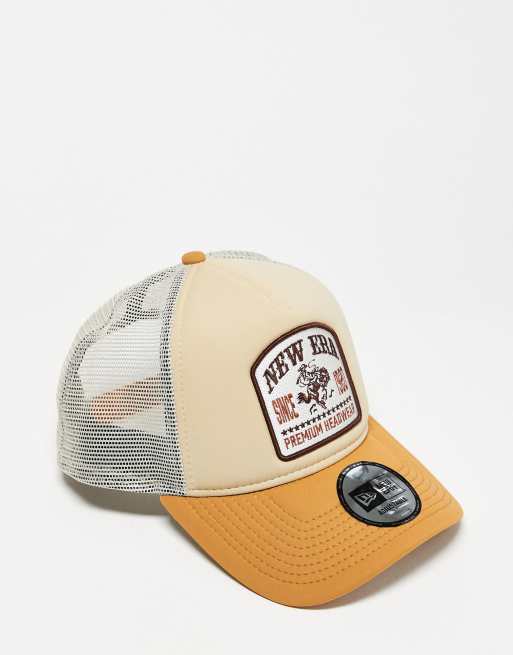 Gorra de camionero amarillo multicolor con parche en contraste de New Era