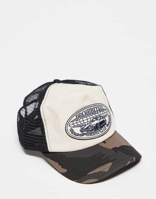 Gorra de camionero color crema con visera de camuflaje en contraste de Prohibited