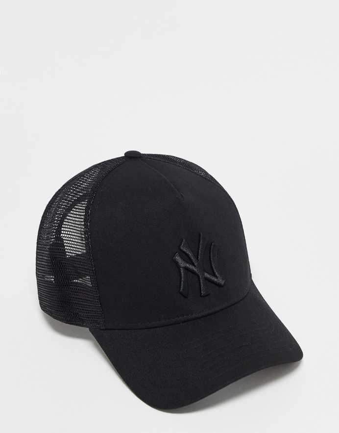 New Era Gorra de camionero negra con detalle de los NY Yankees 9Forty de
