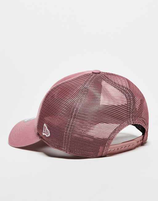 Gorra de camionero rosa con diseño de los NY Yankees de New Era, 3 de 3