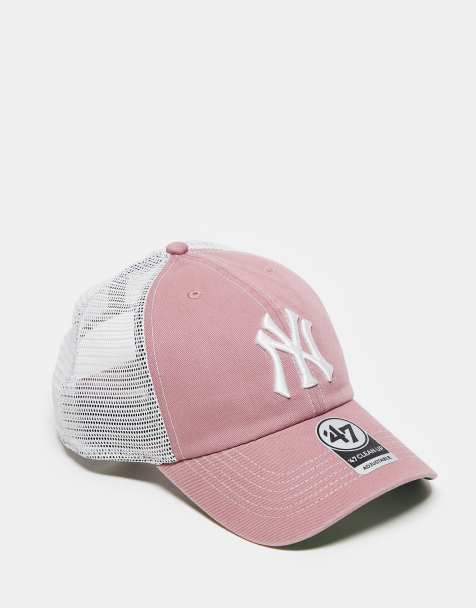 Gorra de camionero rosa con pespuntes en contraste y detalle de los NY Yankees Clean Up de 47 Brand - view 1