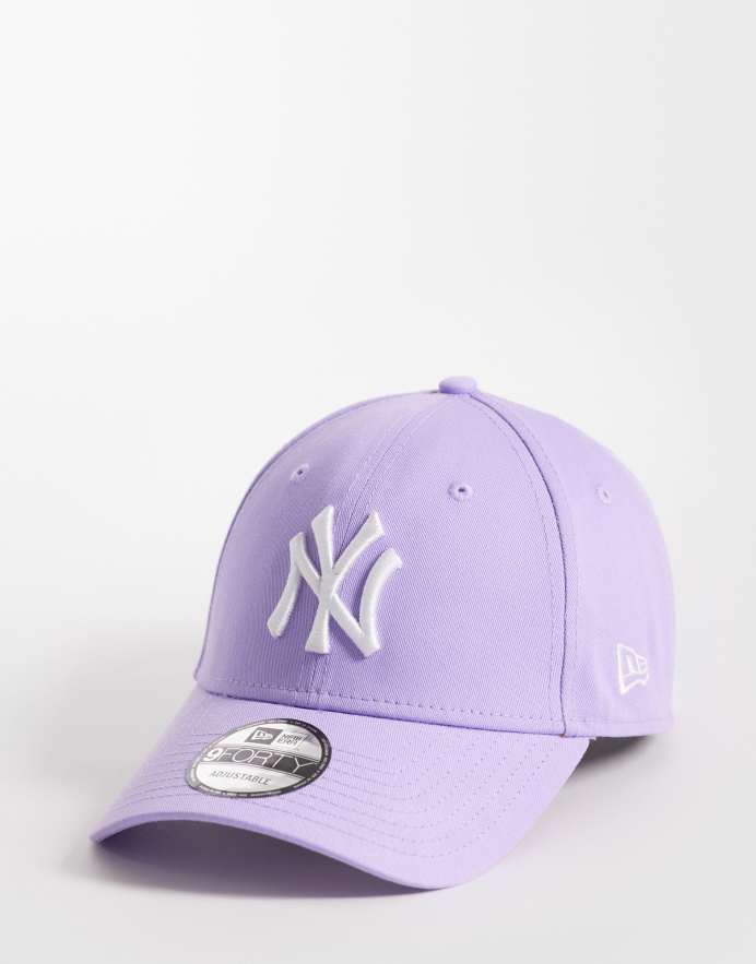 New Era Gorra lila básica con diseño de los NY Yankees 9Forty League de
