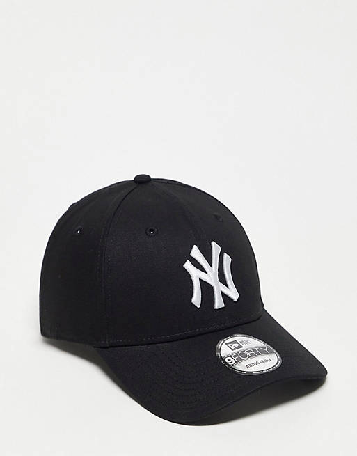 Gorra negra ajustable unisex con logo los NY Yankees la MLB 9Forty de New Era | ASOS