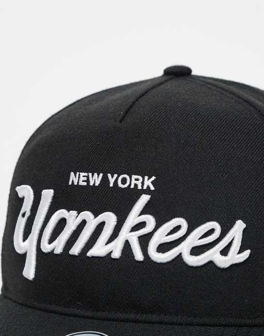 Gorra negra con logo de texto grande de los New York Yankees de 47 Brand, 3 de 3