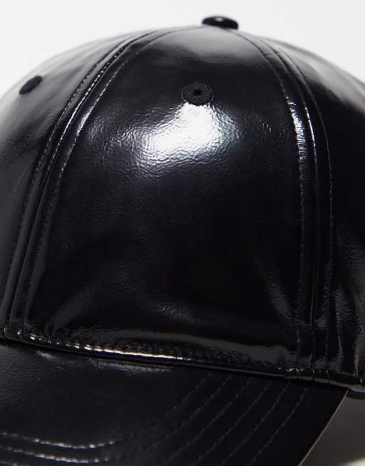 Gorra negra de & Other Stories