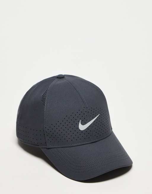 Gorra negra unisex Dri-FIT Aerobill L91 de Nike | ASOS