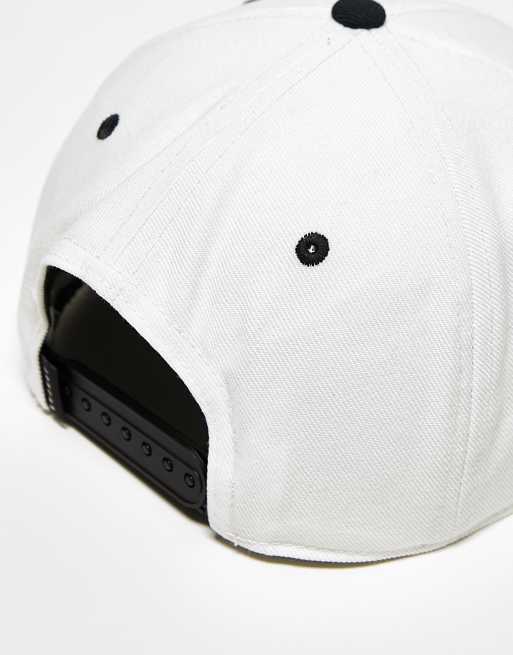 Gorra jordan discount negra y blanca