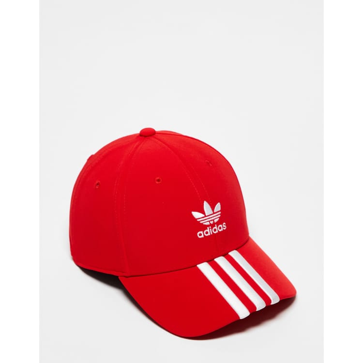 Gorra roja con 3 rayas de adidas Originals