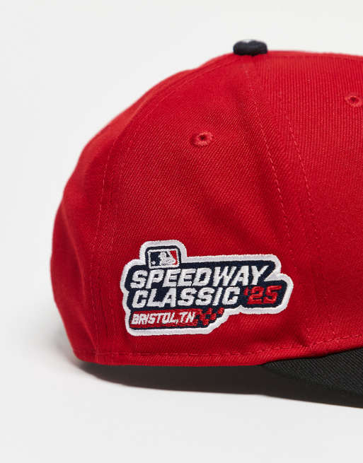 Gorra roja con detalle de logo Speedway y tira ajustable 9seventy de New Era, 2 de 3