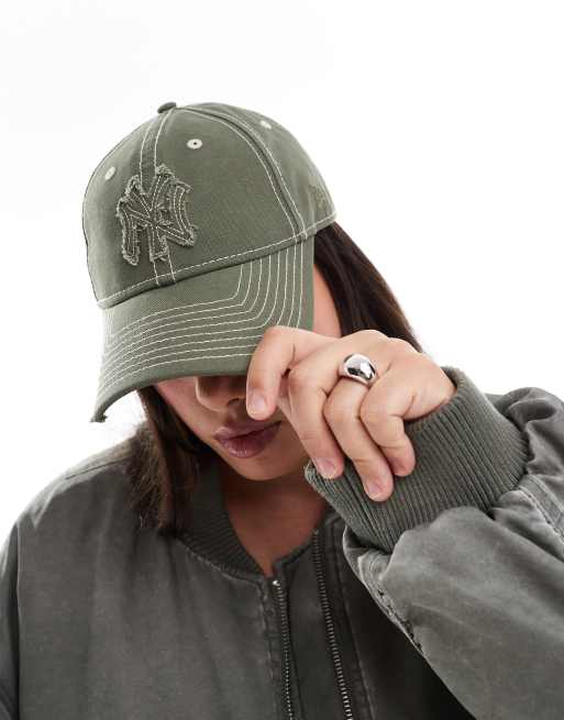 Gorra vaquera verde de los NY Yankees con acabado desflecado 9Twenty de New Era 