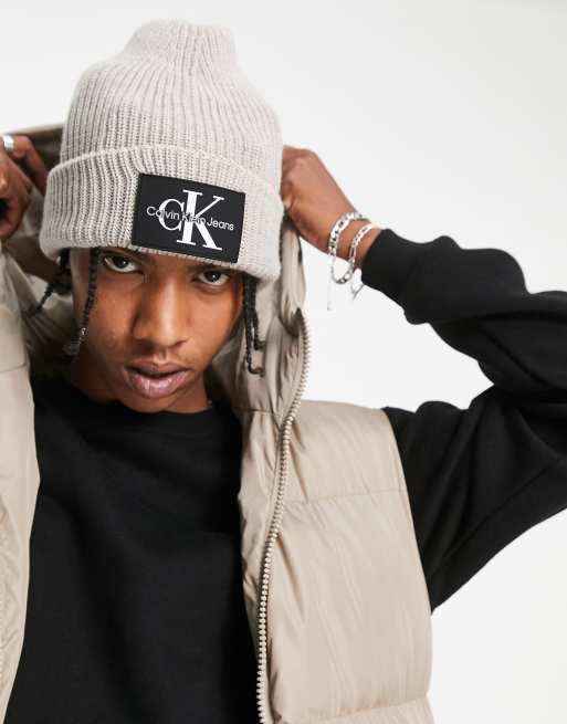 Gorro beis con logo Monologo de Calvin Klein Jeans , 3 de 4