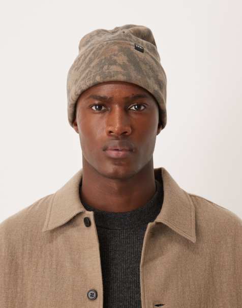 Gorro con estampado de camuflaje de Abercrombie & Fitch YPB - view 1