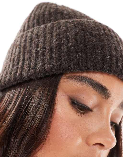 Gorro marrón chocolate de estilo pescador de mezcla de lana de ASOS DESIGN, 2 de 4