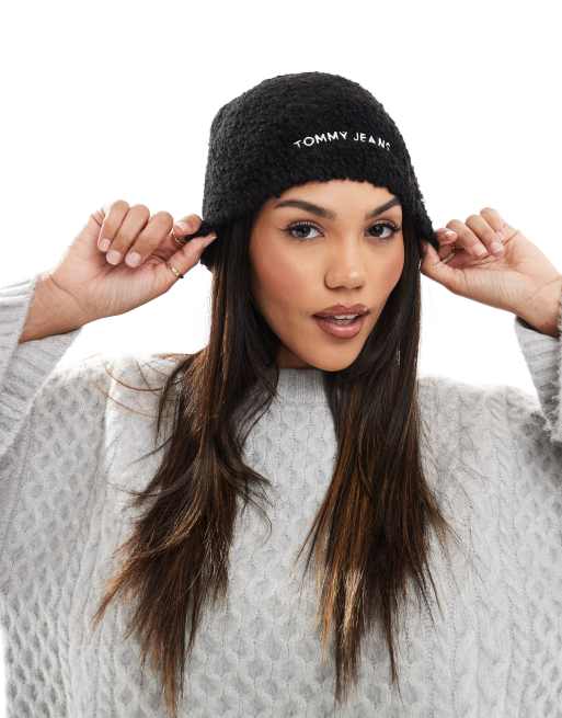 Gorro negro de tejido tipo peluche de Tommy Jeans