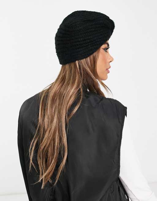 Gorro negro estilo turbante de punto de Boardmans, 2 de 4