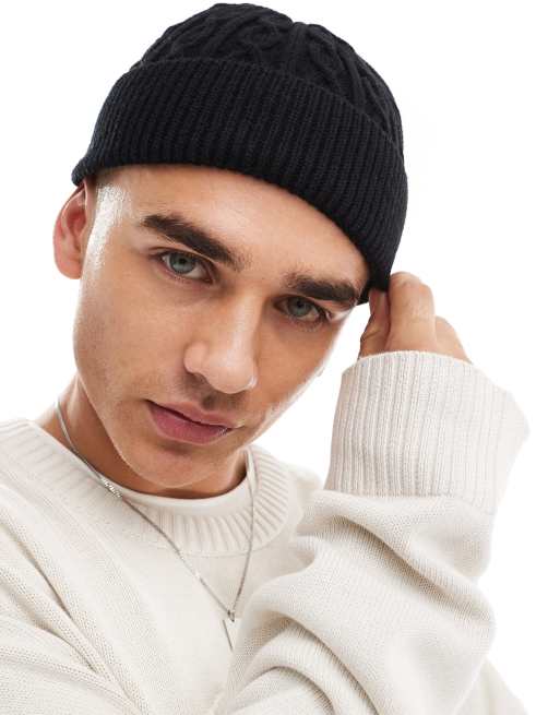 Gorro pequeño negro de estilo pescador de punto de ochos de ASOS DESIGN, 3 de 4