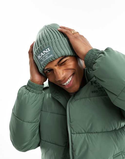 Gorro verde salvia de estilo retro de Karl Kani