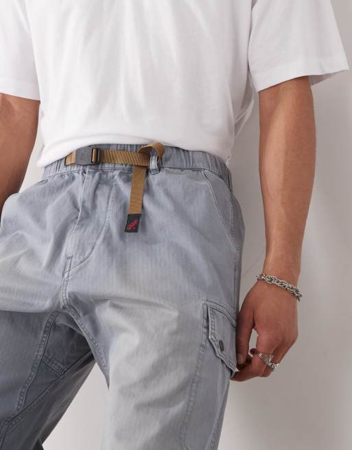 パンツ Gramicci BERKLEY PANT STONE OLV / L Gramicci Berkley tapered fit pants in stone | ASOS