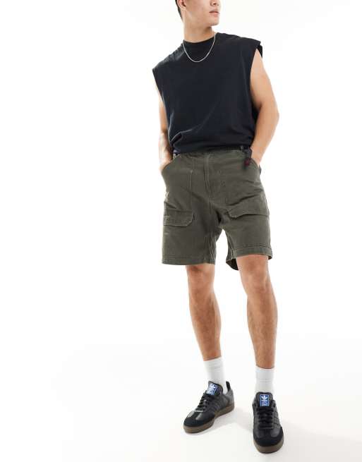 Gramicci canvas cargo shorts in olive 