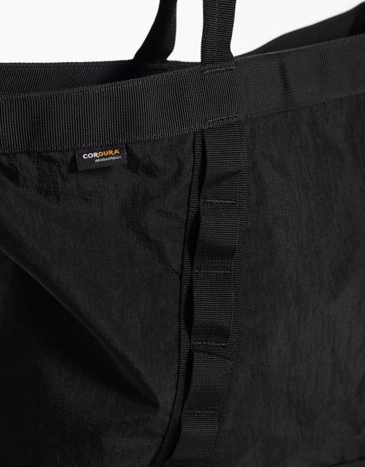 Gramicci climbing tote bag in black, 3 of 4