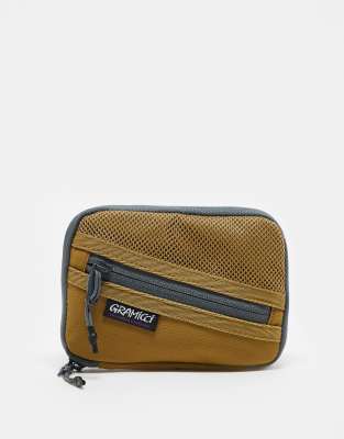 Gramicci Gramicci cordura wallet in tan-Neutral