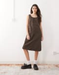 [Gramicci] Gramicci nylon midi dress in deep brown L Brown
