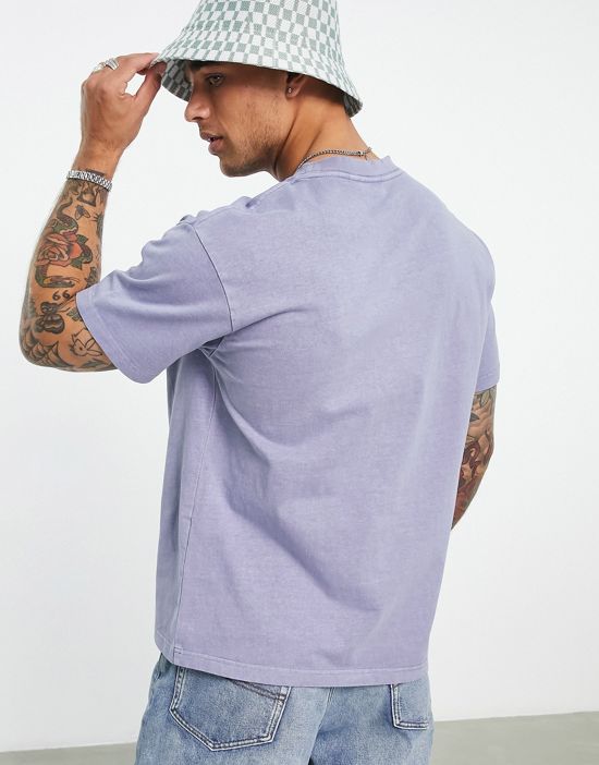 https://images.asos-media.com/products/gramicci-one-point-t-shirt-in-faded-purple/202354246-2?$n_550w$&wid=550&fit=constrain