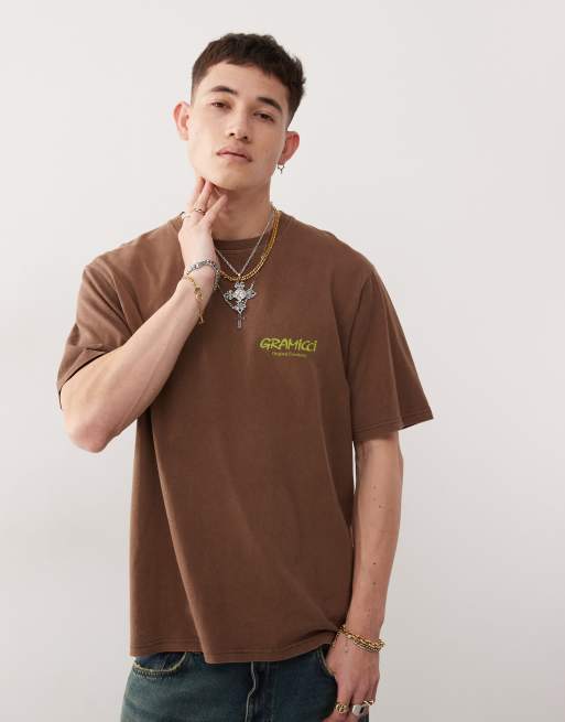 Gramicci – T-Shirt in Pigmentbraun mit „Original Freedom“-Grafik