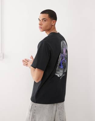 thumbprint graphic t-shirt in black