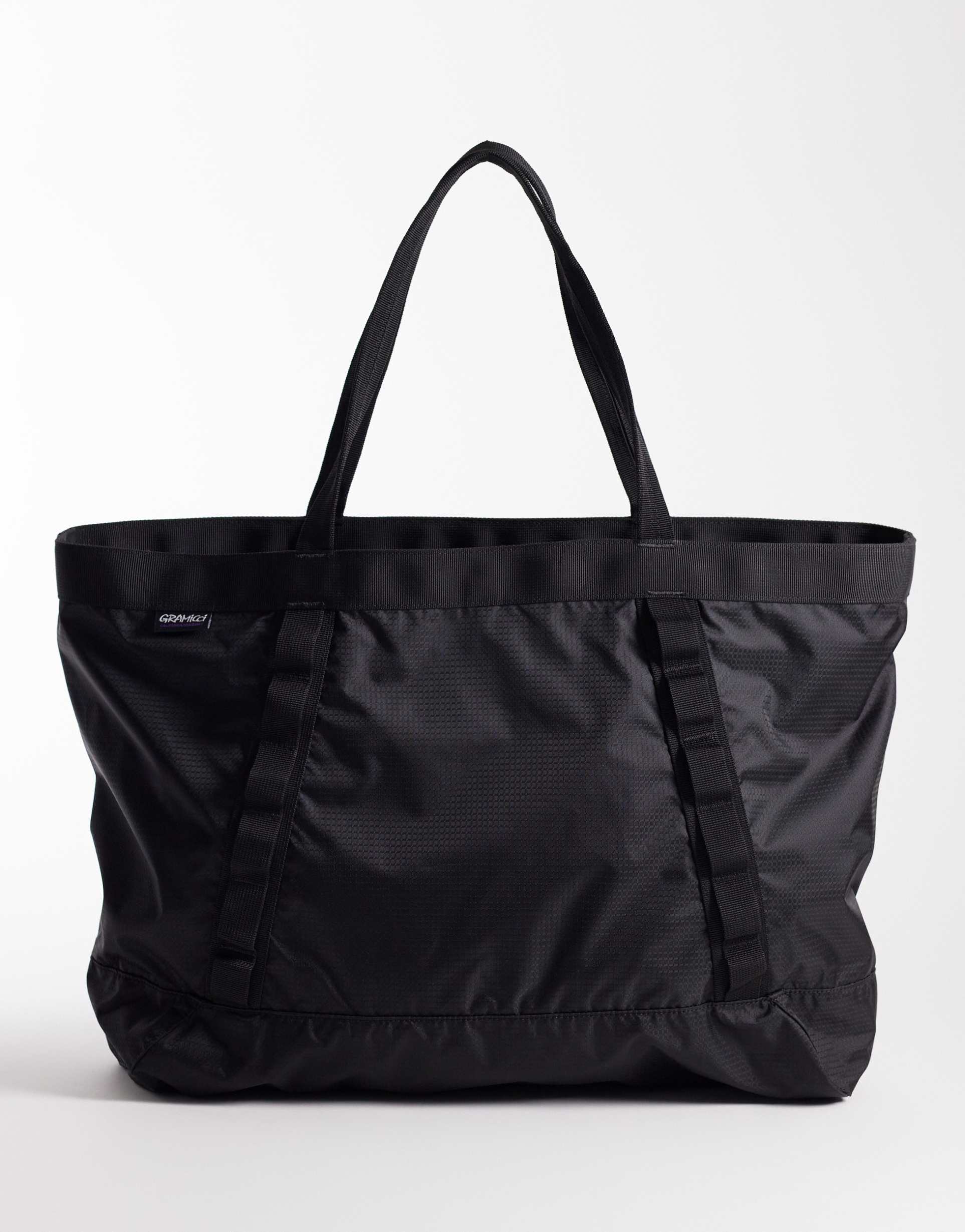 gramicci trail tote bag in black