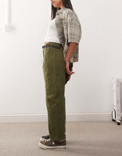 Gramicci voyager pants in olive 