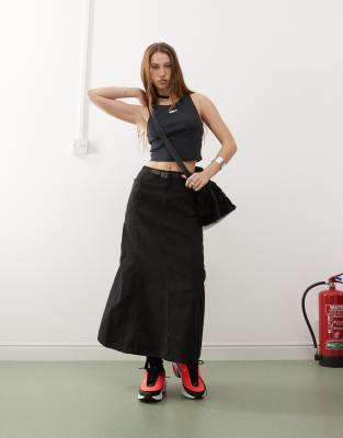 voyager midi skirt in black