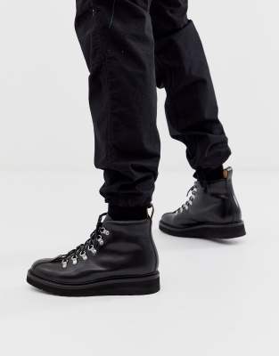 Grenson bobby hiker boot in black 